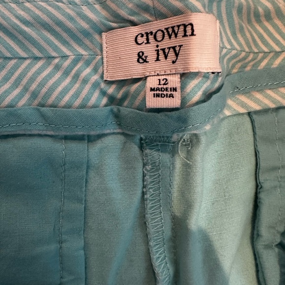 Crown & Ivy shorts - Picture 2 of 4